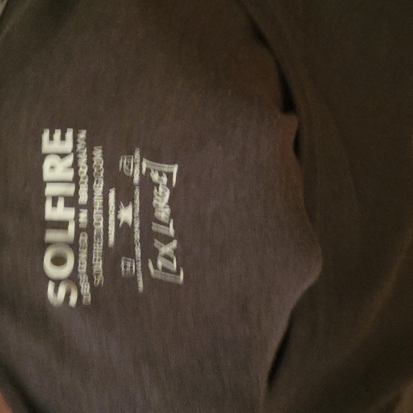 Peloton Tops - Picture 2 of 4